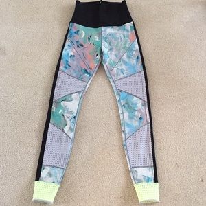 Lululemon Reversible High-Waisted Leggings